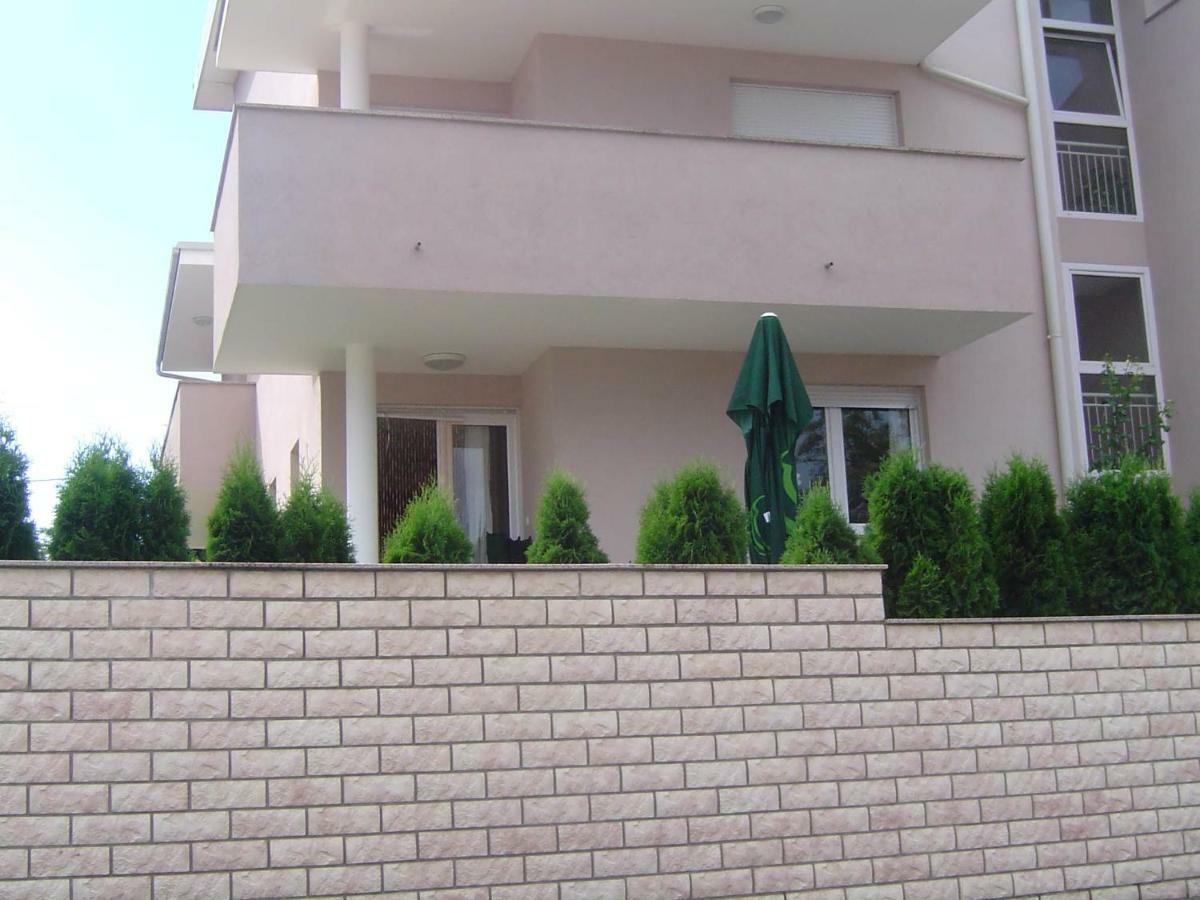 Apartmani Almica 萨格勒布 外观 照片
